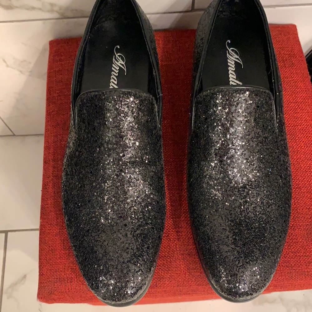 NWOT Mens Amali black sparkle dress shoe Size 9